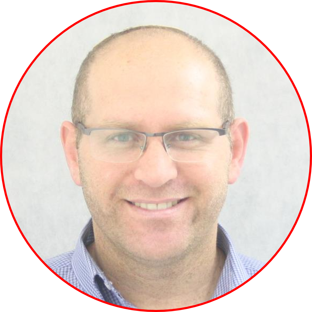 איתי טרבלסי | מנהל מרכז ייעוץ פועלים INVEST ת״א. 20 שנות וותק בשוק ההון. 